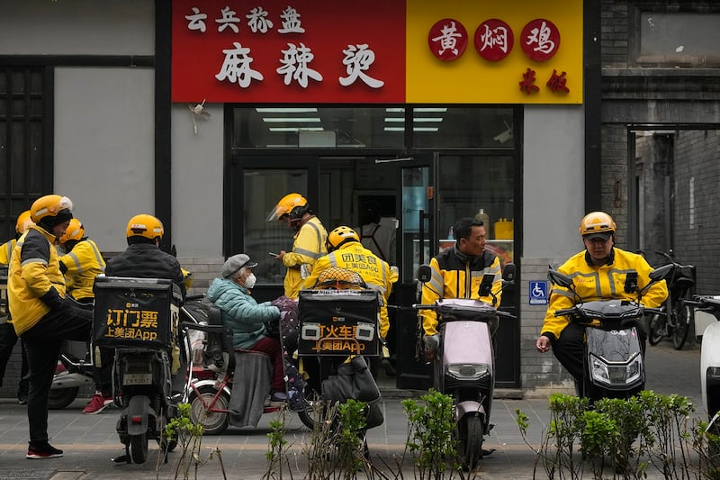 china-restaurants-close-deliveries-soar.1.2.jpg