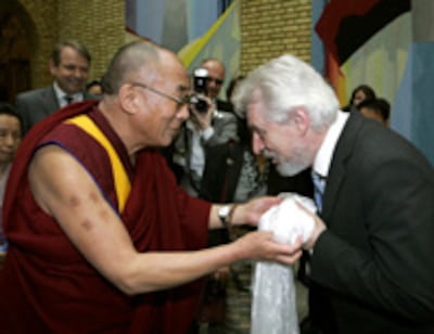 DALAI_LAMA_Sweden200.jpg