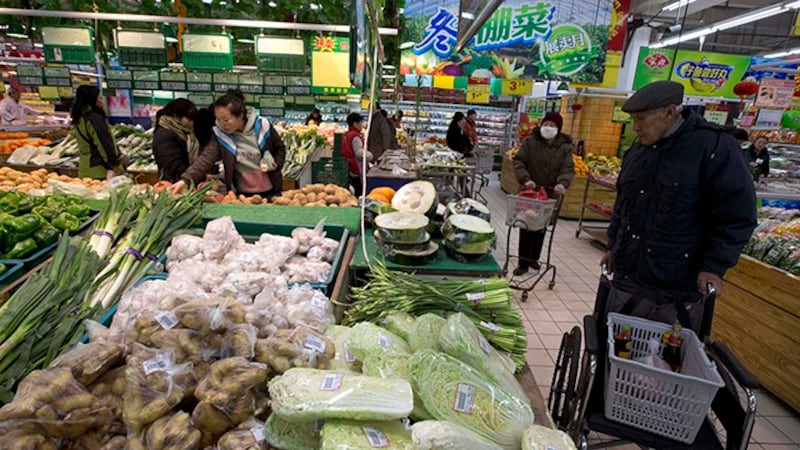 中国部分地区蔬菜价格上涨（美联社资料图）