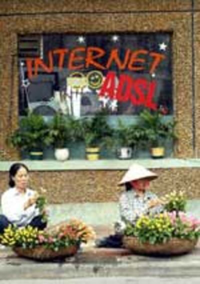 InternetCafe150.jpg