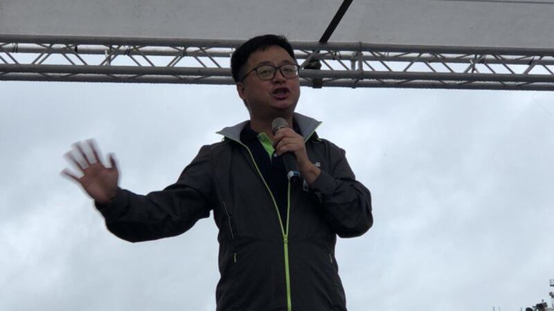 民进党秘书长罗文嘉出席“反红色媒体”集会致词。（记者夏小华摄）