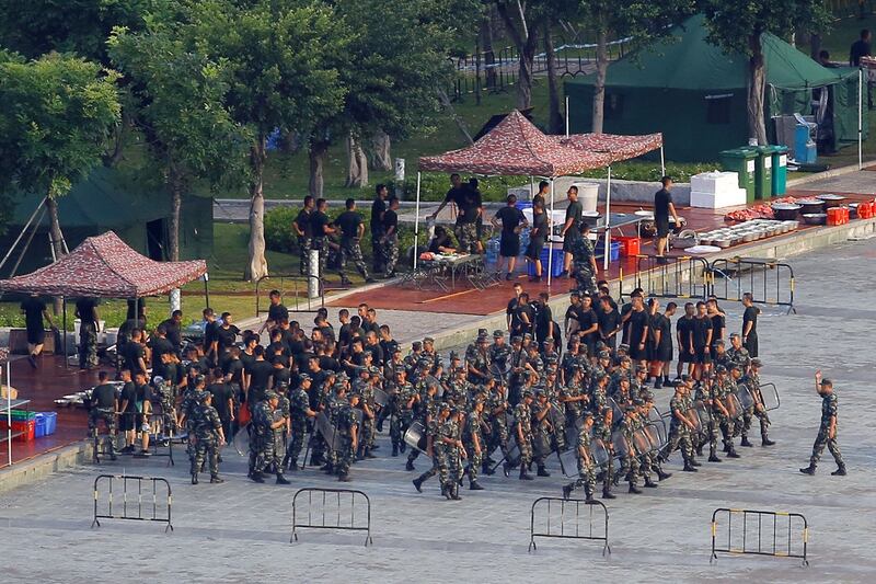 2019年8月15日，深圳湾体育中心中国武警部队进行训练。（路透社） 