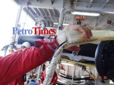 Tàu TQ cắt cáp tàu Bình Minh 02 hôm 30 tháng 11, 2012. Source petrotimes