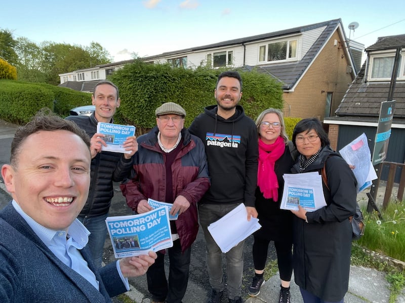 Jihyun Park (right) campaigning ahead of the 2022 local UK elections . Photo: Jihyun Park