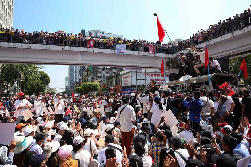 https://www.rfa.org/english/multimedia/myanmar-protest-slideshow-02172021160519.html/myanmar_protest021721_019_e.jpg