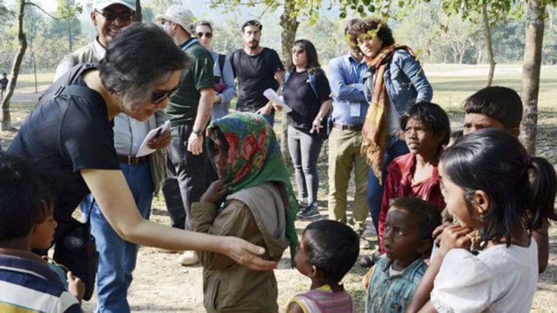 Yanghee Lee (L), the United Nation's special rapporteur on the situation of human rights in Myanmar, visits a Rohingya refugee camp in Cox's Bazar district, southeastern Bangladesh, Jan. 20, 2018.