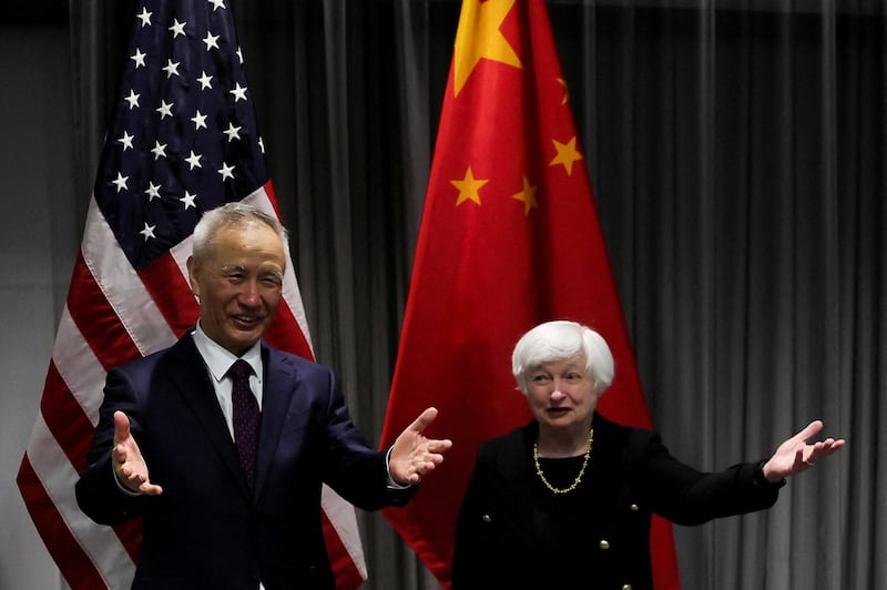 2023-07-02T233347Z_810051365_RC2WSY9QJK2Y_RTRMADP_3_USA-CHINA-YELLEN.JPG