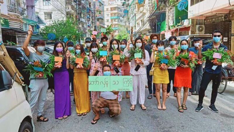 myanmar-revolutionary-thingyan-protest-sanchaung-yangon-apr13-2021.jpg