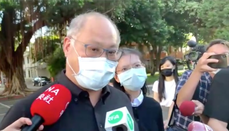 Lee Ming-che, a Taiwanese activist who was jailed for five years in China, speaks to reporters after meeting Nancy Pelosi in Taipei, Aug. 3, 2022. Credit: RFA