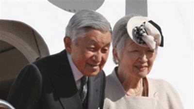 Nhật Hoàng Akihito và Hoàng hậu Michiko tởi Ấn Độ, tháng 12, 2013