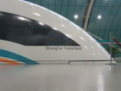 maglev200.jpg