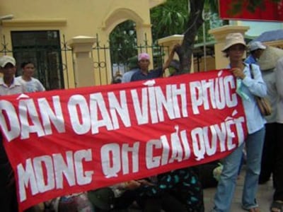 Dân oan Vĩnh Phước đòi hỏi đền bù cho công bằng