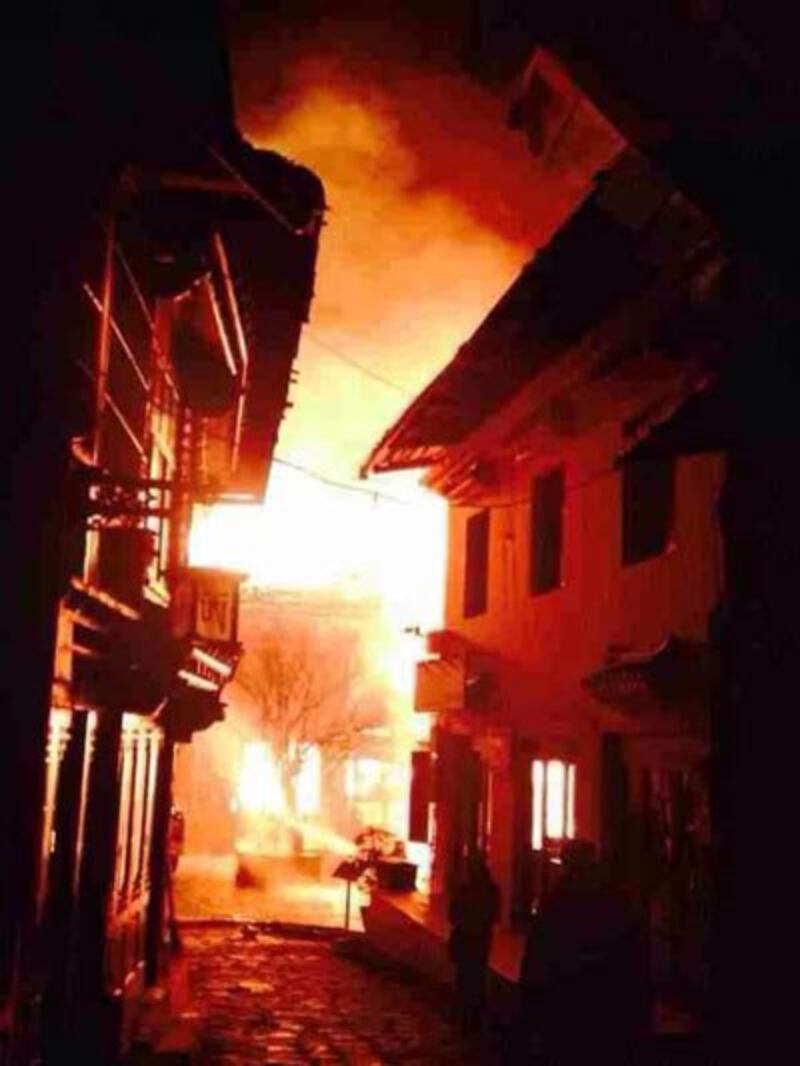 Fire tears through a section of nuns' quarters at the Larung Gar Buddhist Academy in Kardze, Jan. 9, 2014. Credit: RFA listener