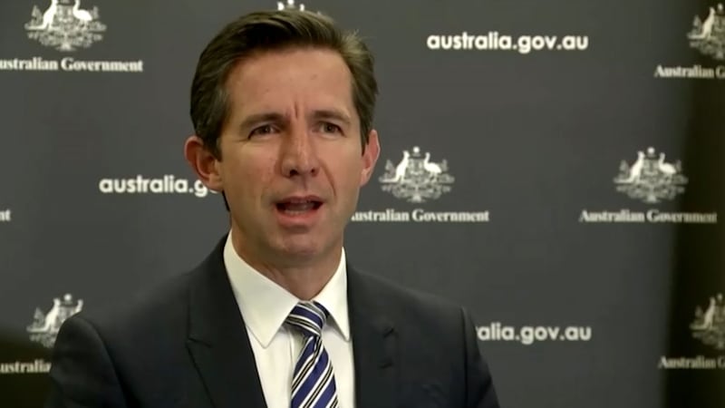 在野自由党国会议员、影子内阁外长(Shadow Minister for Foreign Affairs)伯明翰(Simon Birmingham) 指中国军方的行为, 已在印太地区埋下不稳定因素。。（路透社）