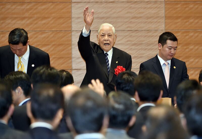 2015年7月22日，台湾前总统李登辉在东京对国会议员们讲话。（AFP）