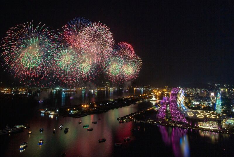 台湾双十庆典烟火。（陈其迈脸书）