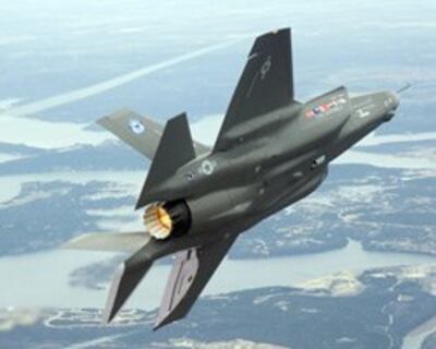 Chiến đấu cơ hàng đầu thế giới F-35 - defensebusinessdaily.com photo