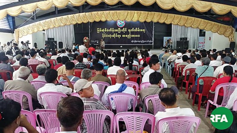 A group of Myanmar environmental experts, prominent writers, NGO leaders, and lawyers hold a meeting to show their solidarity with Kachin state residents fighting the Myitsone Dam project, in Yangon, April 1, 2019.