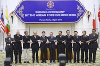 Các nhà lãnh đạo ASEAN tại Hội nghị cấp cao ASEAN lần 20, ngày 3/4/2012. AFP