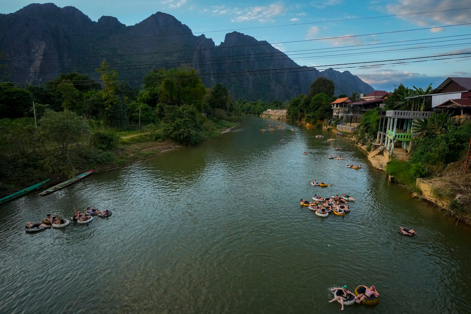 Six tourists dead after drinking tainted alcohol in Laos