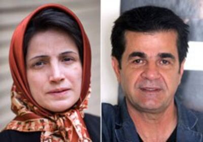 Luật sư Nasrin Soutoudeh (trái) và đạo diễn Jafar Panahi. AFP PHOTO.