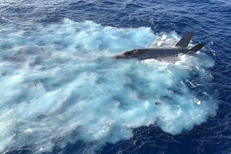 A photo widely circulated on social media shows the F-35C jet in the sea after its crash while attempting to land on the USS Carl Vinson on Jan. 24, 2022. The U.S. 7th Fleet verified the photo. Credit: Tweet by @OedoSoldier