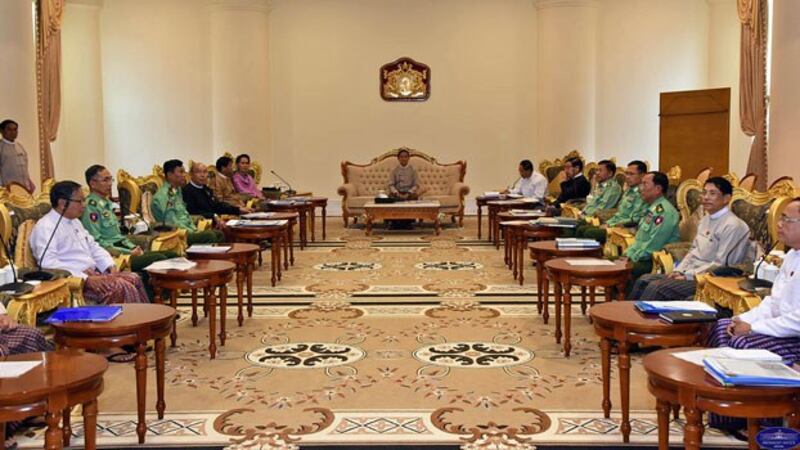 Myanmar military and government leaders attend a meeting to discuss national security at the Presidential Palace in Naypyidaw, Jan. 7, 2019.