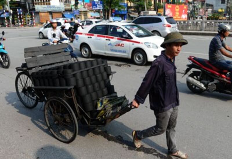 Hình minh họa chụp tại Hà Nội hôm 10/09/2015. AFP PHOTO / HOANG DINH NAM.