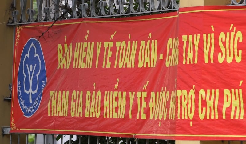 Bảo hiểm y tế.