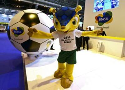 Chú Fuleco, linh vật chính thức của World Cup Brazil 2014.