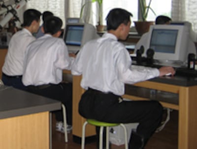 pyongyang_student-200.jpg