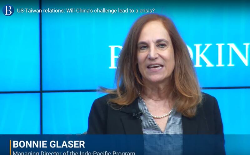 美国智库德国马歇尔基金会印太项目主任葛来仪（Bonnie Glaser）在会上指出，过去中国很少对台湾实施经济制裁，因为中国相信两岸经济整合是统一的一环。不过中国现在意识到，以经济利益促进统一的手段已经不管用，因此开始加强对台湾的经济胁迫。（视频截图/布鲁金斯学会官网）