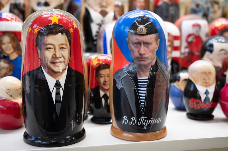 Xi Putin dolls.jpg