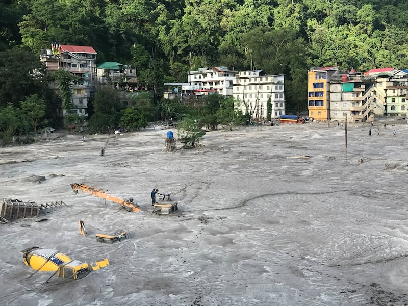 ENG_ENV_HImalayaFloods_10122023.8.jpg