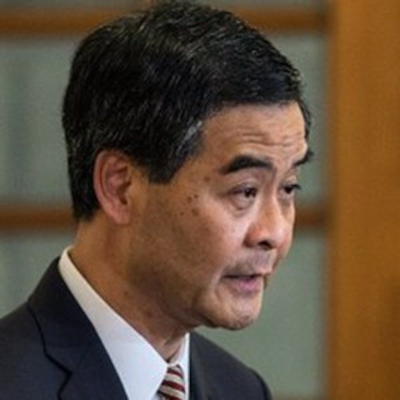 C.Y.Leung at a news conference, Oct. 2, 2014. (AFP Photo)