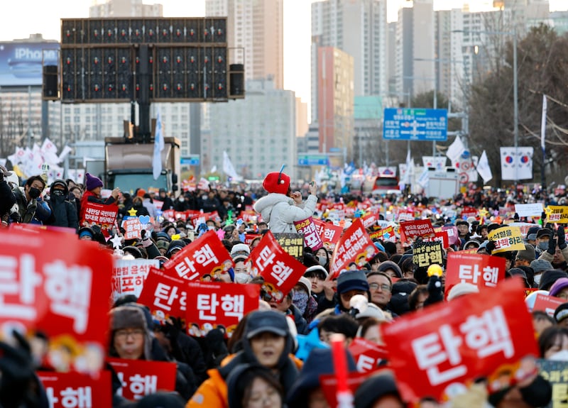 2024-12-14T103739Z_863886347_RC2VOBA3ZYLO_RTRMADP_3_SOUTHKOREA-POLITICS.JPG