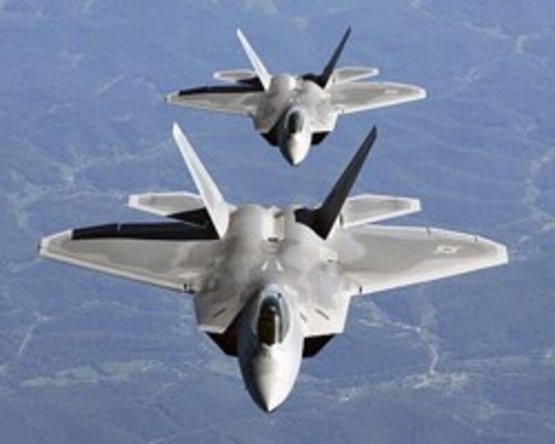 Chiến đấu cơ tàng hình F-22 Raptor - devicemag.com photo