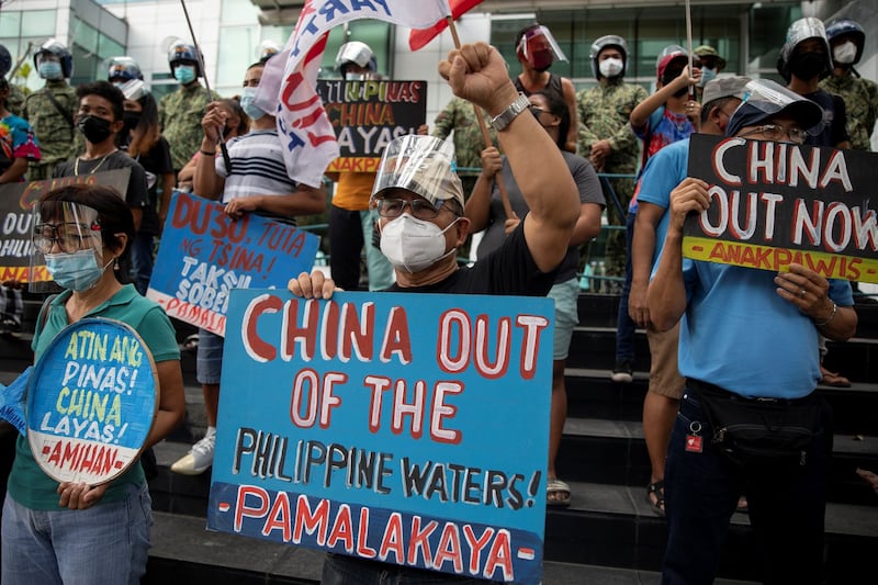 PHILIPPINES-CHINA-SOUTHCHINASEA.JPG