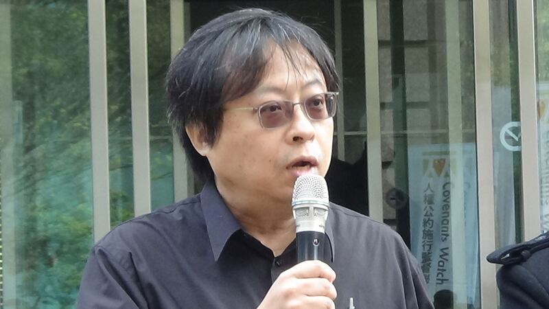 华人民主书院理事长曾建元指出，接踵而来又有新的讯息进来，假讯息泛滥、操作非常细腻。（RFA资料照）