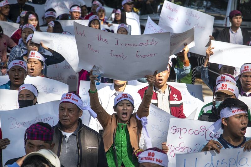 Hình minh hoạ. Hơn 1 ngàn người Myanmar biểu tình đòi chính phủ chấm dứt hẳn việc xây dựng đập Myitsone ở Myitkyina, thủ phủ của bang Kachin hôm 7/2/2019