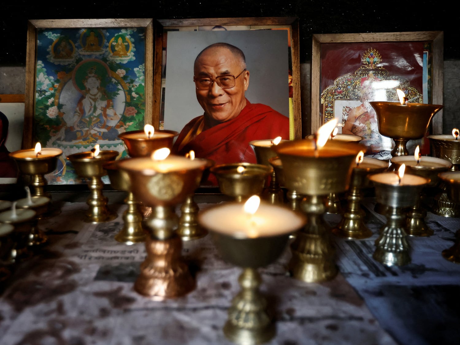 China bans monks, aid workers from visiting quake-hit areas of Tibet