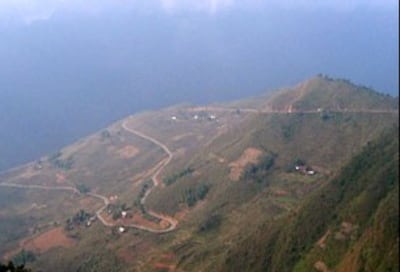 Hà Giang, đường lên trại Cổng Trời, quanh năm sương mù. Google earth-Chinh Nghia