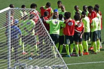 Đội tuyển Brazil trên sân tập Sesc Club ở Belo Horizonte hôm 27 tháng 6 năm 2014. AFP PHOTO / VANDERLEI ALMEIDA.