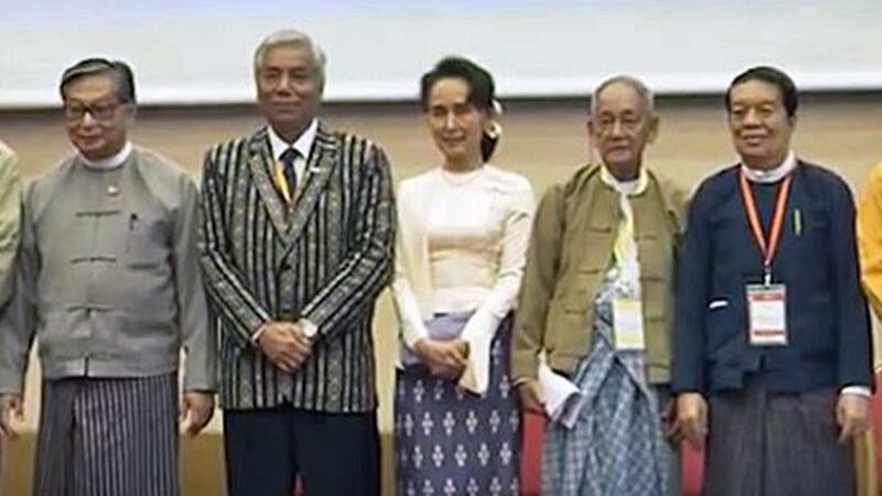 Myanmar State Counselor Aung San Suu Kyi attends a Union Peace Dialogue Joint Committee meeting with leaders of ethnic armed groups in Naypyidaw, March 12, 2020.