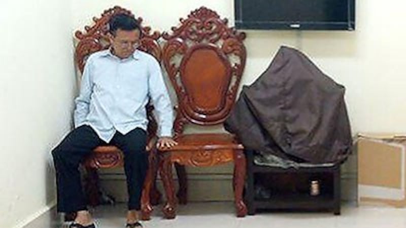 Kem Sokha sits at the Appeal Court during his bail application hearing, in Phnom Penh, Feb. 1, 2018. Credit: AP Photo