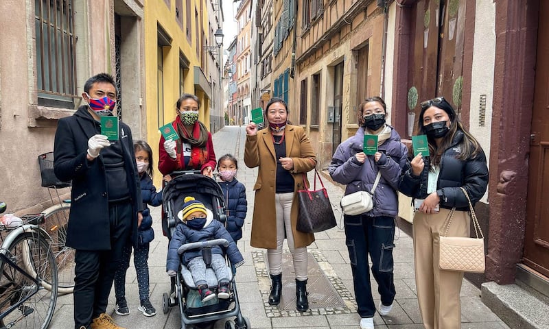 Tibetans go to the polls in Strasbourg, France, April 11, 2021. Photo sent to RFA