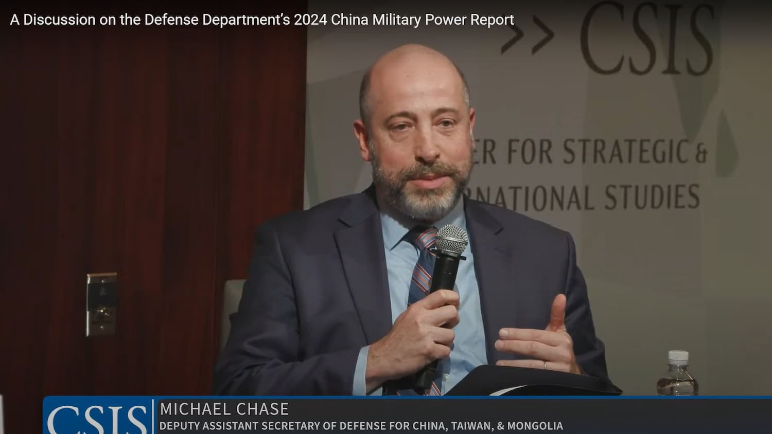 美国国防部中国事务副助理部长蔡斯（Michael Chase）在出席华府智库战略国际研究中心讨论中国军力报告时表示，这意味着中国作战的选项增加，并已进步到能够进行陆、海、空的核三位一体投射。