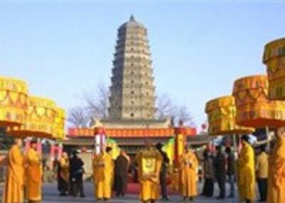 monks-xian-200.jpg