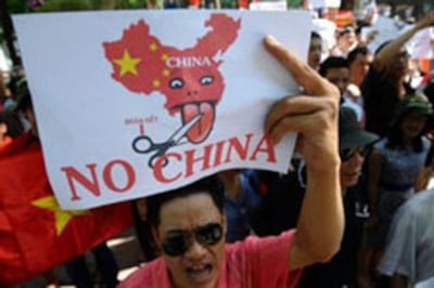 anti-china-protest-08142011-305.jpg