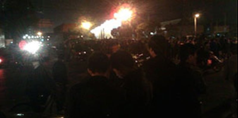 shanghai_riot_mass305.jpg